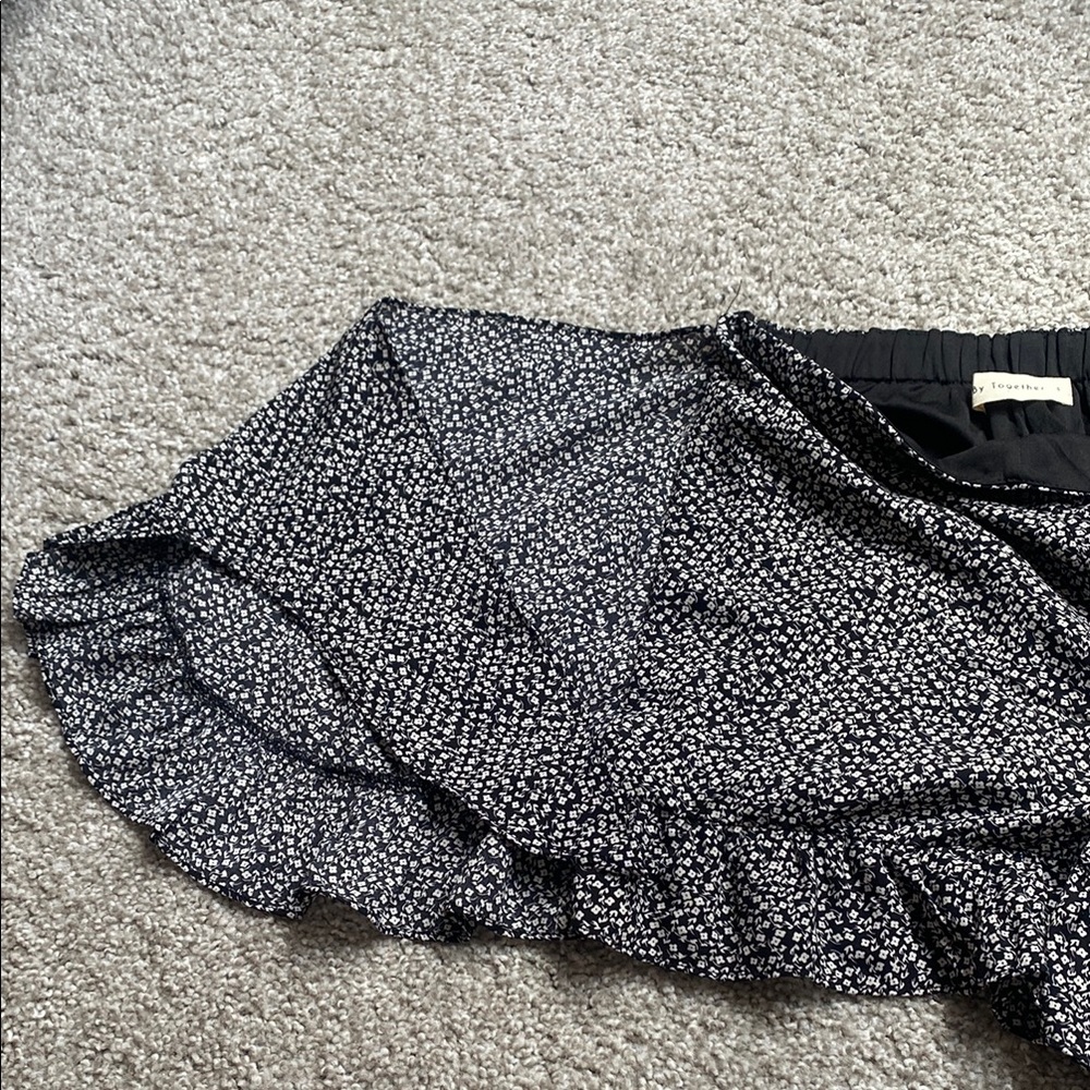 Floral Ruffle Skort - Picture 3 of 7